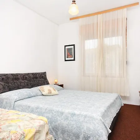 Apartman With Parking Space Sukosan, Zadar - 5777 Sukošan