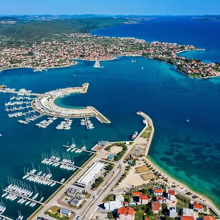 Apartment Apartments With A Parking Space Sukosan, Zadar - 5777 Sukosan
